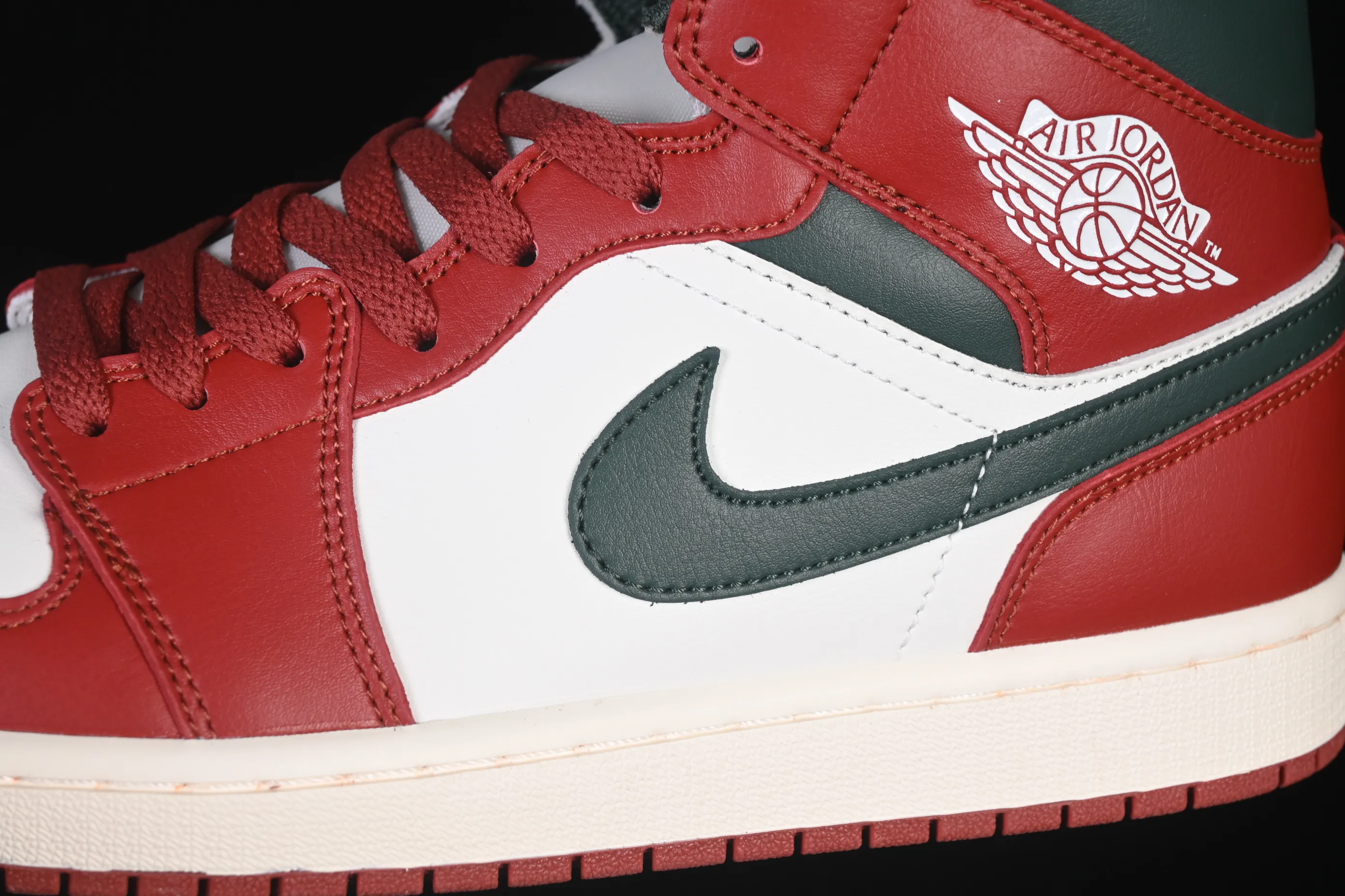 All categories Air Jordan Jordan series basketball shoes Air Jordan 1 Mid Air Jordan 1 Mid AJ1 Joe 1 white red green hook Chinese cultural casual sneakers DQ8426-105